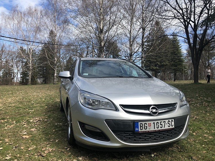 Opel Astra J combi automatik 2.0 CDTI